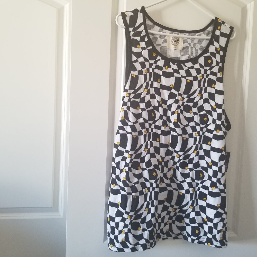 Grand Beach Club Tank